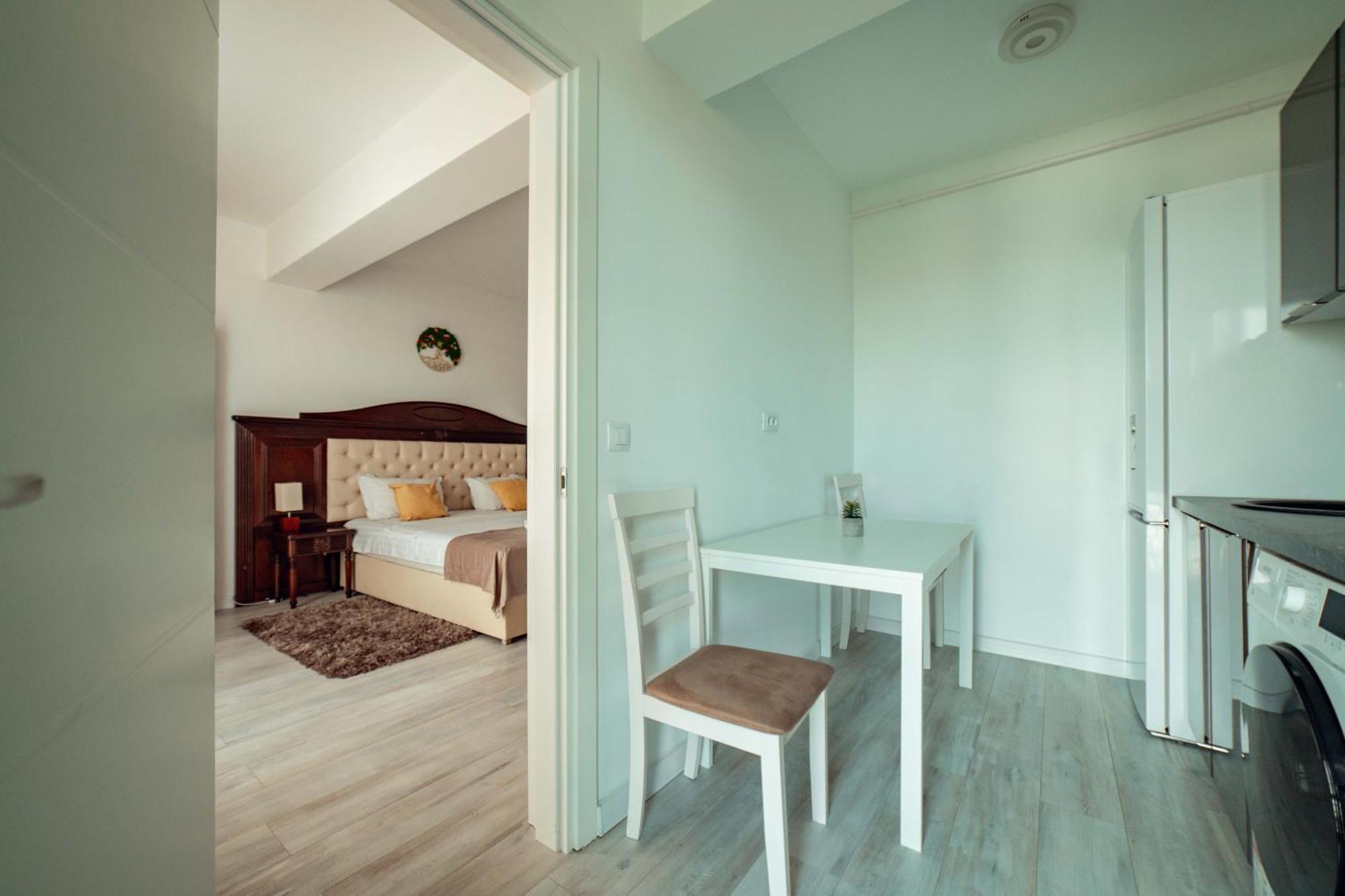 Palas Mall - Cozy Studios And Flats Iasi Exterior photo